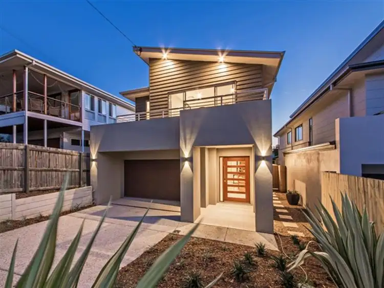 33 Brisbane Ave, Camp Hill QLD