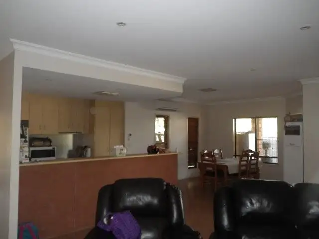 Fifth view of Homely house listing, 2 Felicity Court, Roma QLD 4455