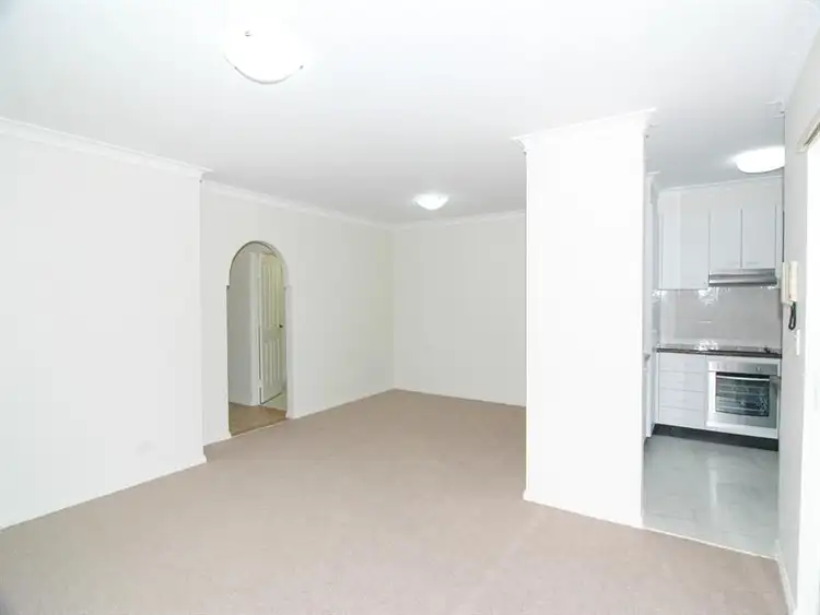 Fourth view of Homely unit listing, 2/5-7 May St, Hornsby NSW