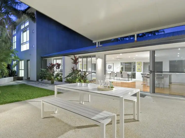 35 Picasso St, Carina QLD