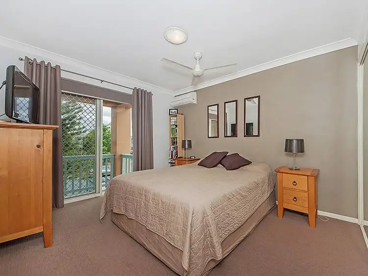 Seventh view of Homely townhouse listing, 28/1 Warbler Pde, Varsity Lakes QLD