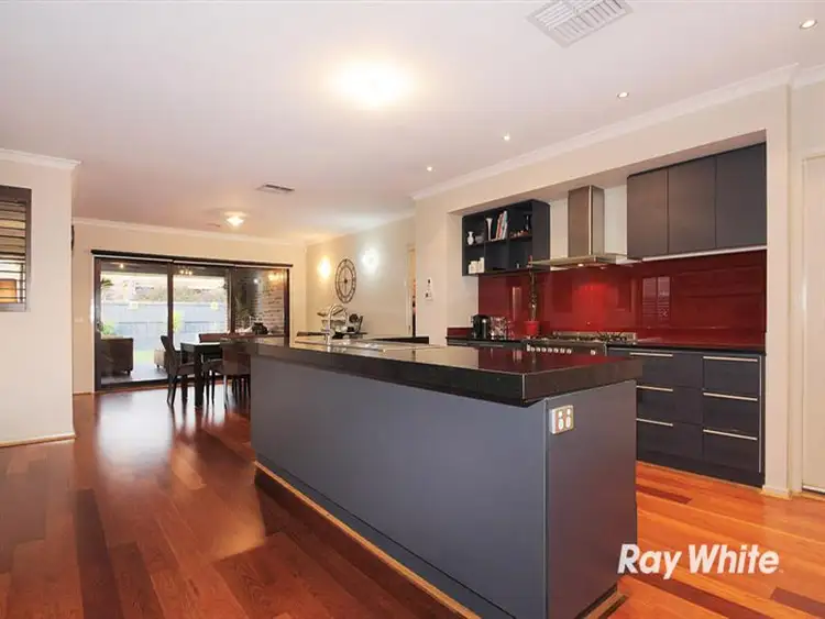 Fifth view of Homely house listing, 19 Viewline Way, Lyndhurst VIC