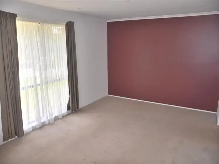 Fourth view of Homely house listing, 8 Bamboo Ct, Mill Park VIC