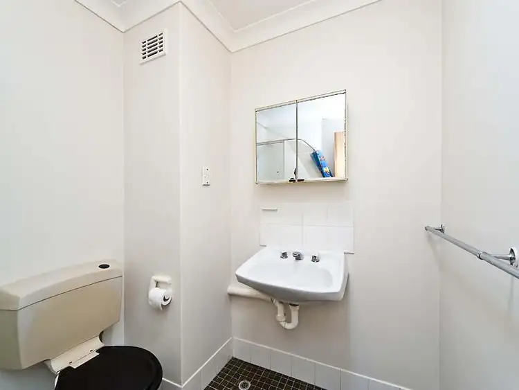 Seventh view of Homely house listing, 2/13 Merope Cl, Rockingham WA