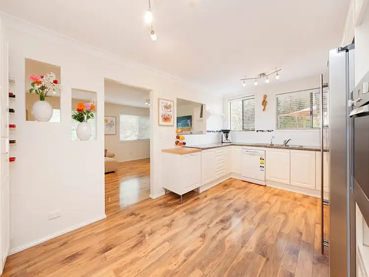 Second view of Homely house listing, 10 Langham Street, Tarragindi QLD 4121
