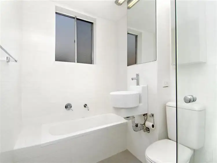 Fourth view of Homely apartment listing, 16/68 Mascot Dr, Eastlakes NSW
