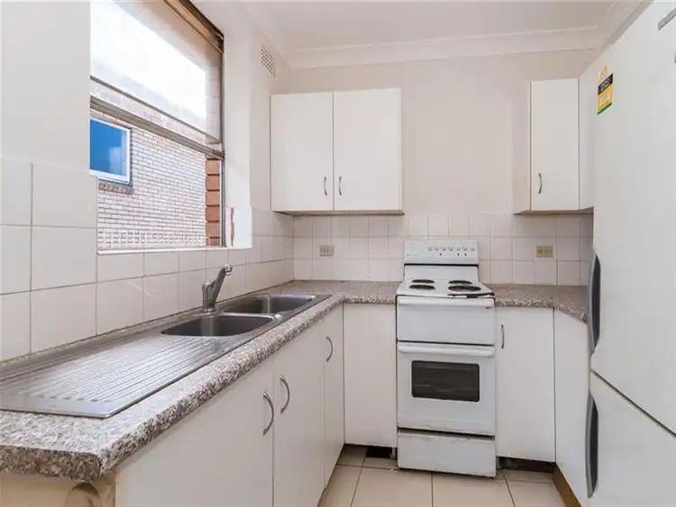 Second view of Homely apartment listing, 5/6 Evans Ave, Eastlakes NSW