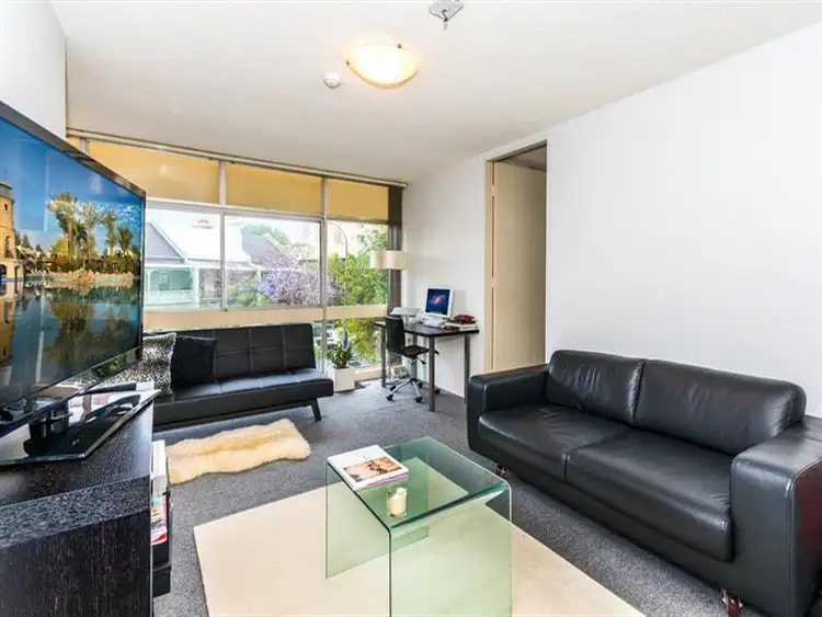 Second view of Homely apartment listing, 3/41-49 Roslyn Gdns, Elizabeth Bay NSW