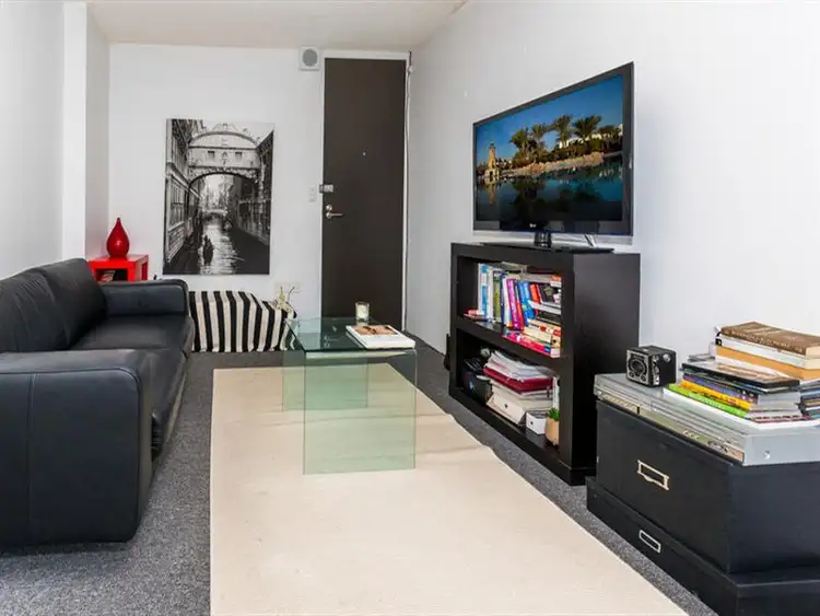 Third view of Homely apartment listing, 3/41-49 Roslyn Gdns, Elizabeth Bay NSW