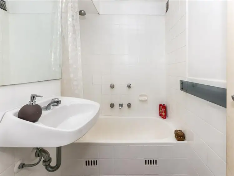 Sixth view of Homely apartment listing, 3/41-49 Roslyn Gdns, Elizabeth Bay NSW