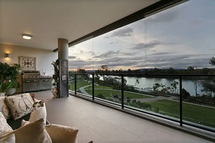 5211/197 King Arthur Terrace, Tennyson QLD 4105
