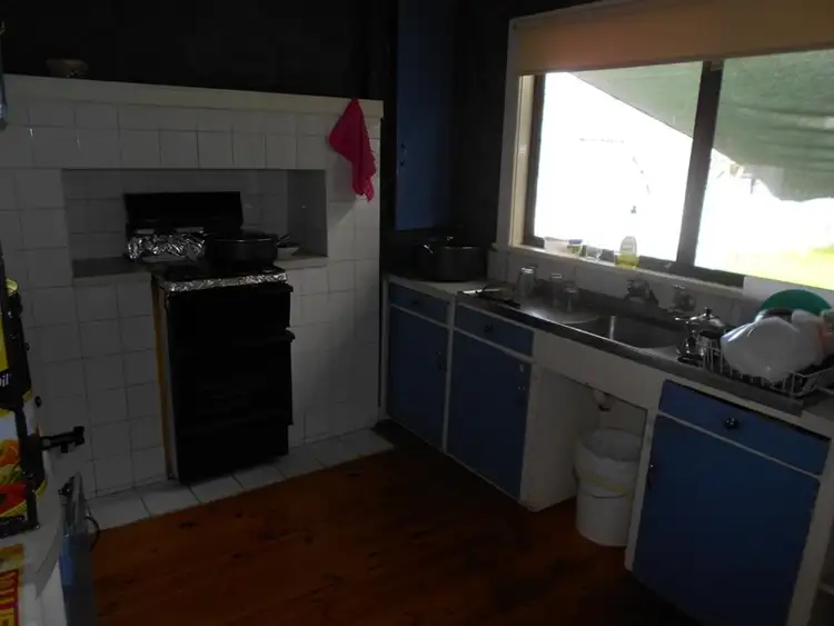 Third view of Homely house listing, 5 Davis Street, Bordertown SA 5268