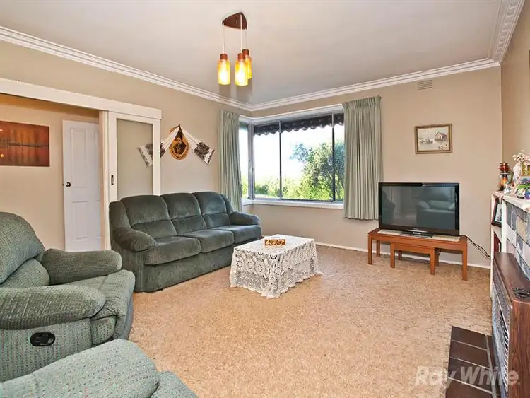 Fourth view of Homely house listing, 8 Wattle Grove, Mulgrave VIC 3170