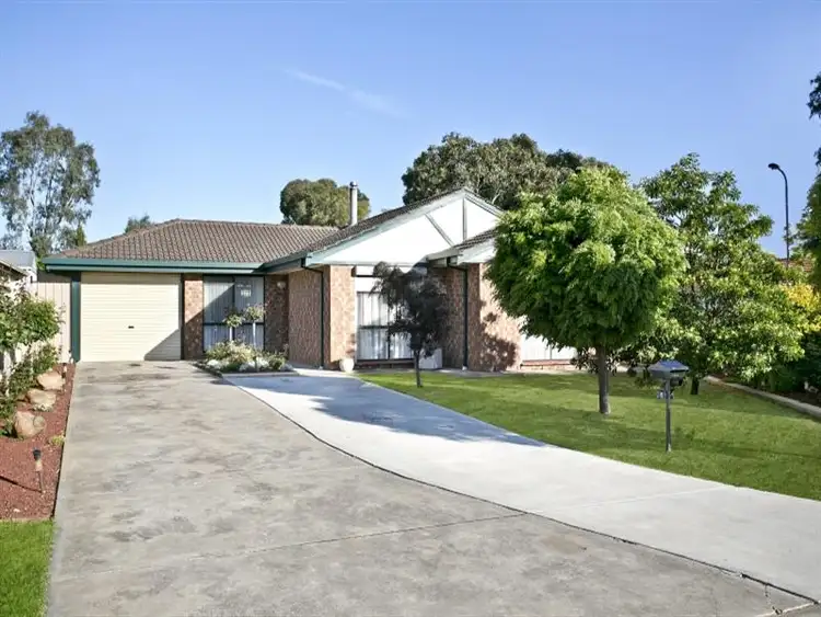 6 Hughes Ct, Parafield Gardens SA 5107