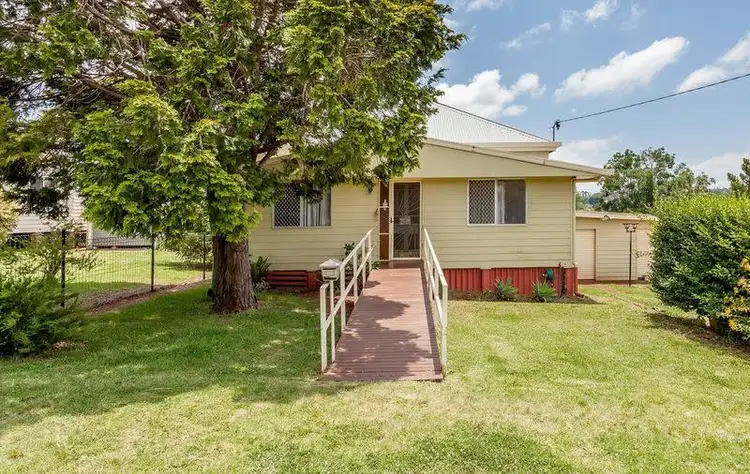 13 Seaton Street, South Toowoomba QLD 4350