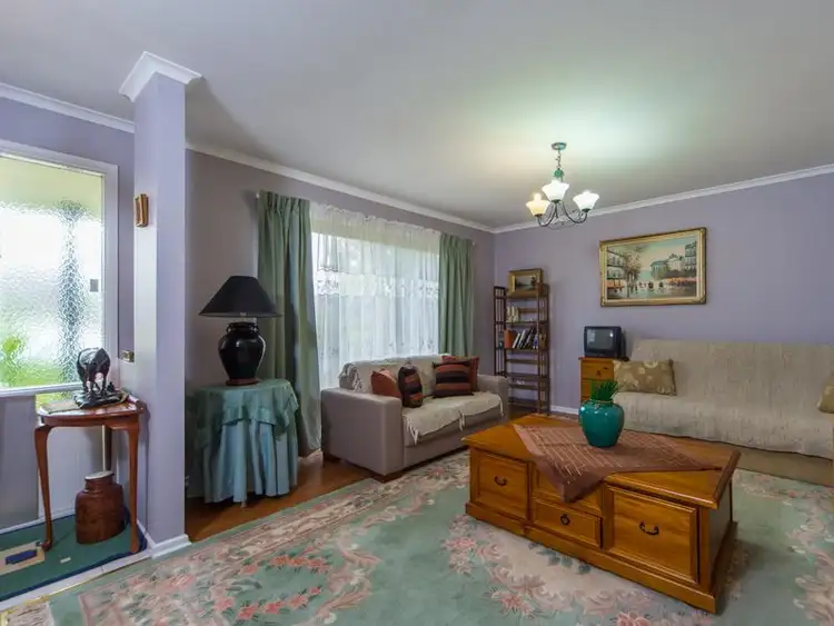 Fifth view of Homely house listing, 6 PINNACLE Way, Hampton Park VIC 3976