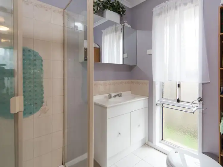 Sixth view of Homely house listing, 6 PINNACLE Way, Hampton Park VIC 3976