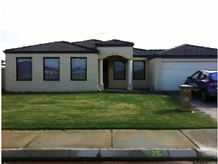 25 Samuel Loop, Canning Vale WA 6155