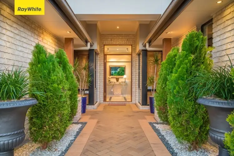 25 Buckingham Street, Strathpine QLD 4500