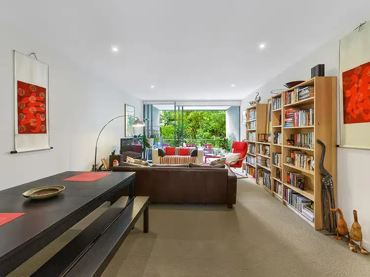 239/10 Pidgeon Close, West End QLD 4101