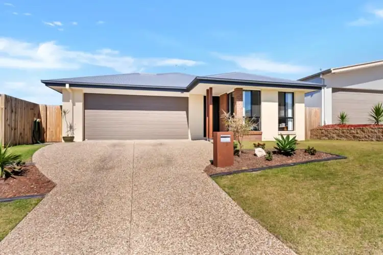18 Mieka Crescent, Pimpama QLD 4209