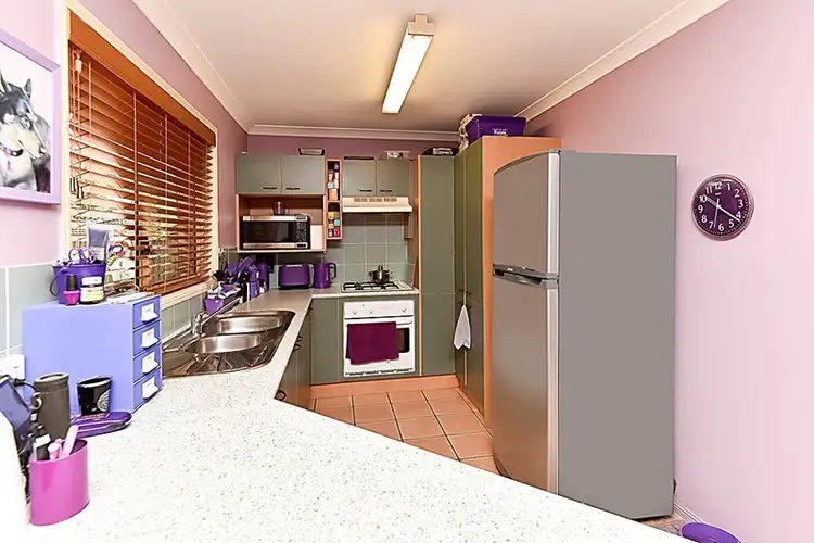 Second view of Homely house listing, 8 Glenview Court, Underwood QLD 4119