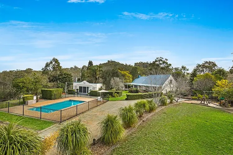 'Belle Vue' 16-20 Riethmuller Road, Glenvale QLD 4350