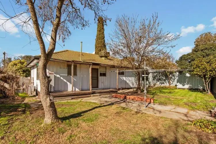 Seventh view of Homely house listing, 4 Don Court, Seymour VIC 3660
