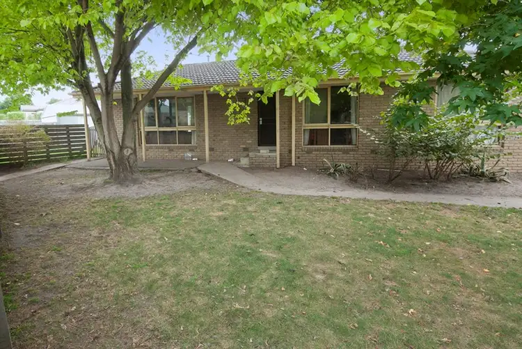 2 Almond Bush Street, Somerville VIC 3912