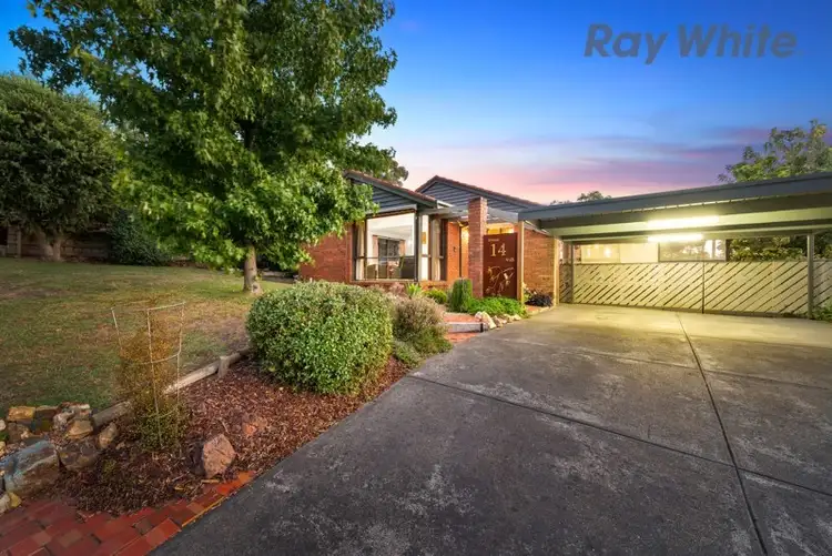 14 WYUNA Walk, Mooroolbark VIC 3138