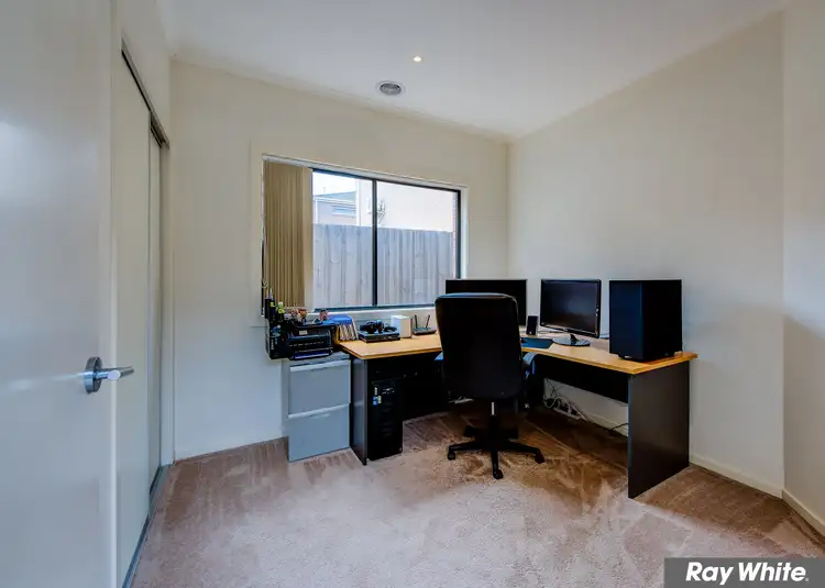 Seventh view of Homely house listing, 2/23 Starflower Way, Truganina VIC 3029