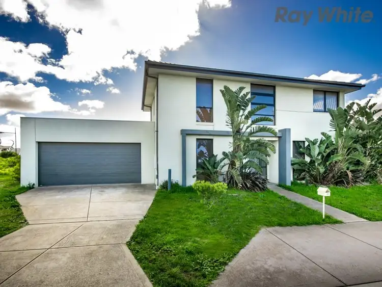 35 Belleville Close, Burnside Heights VIC 3023