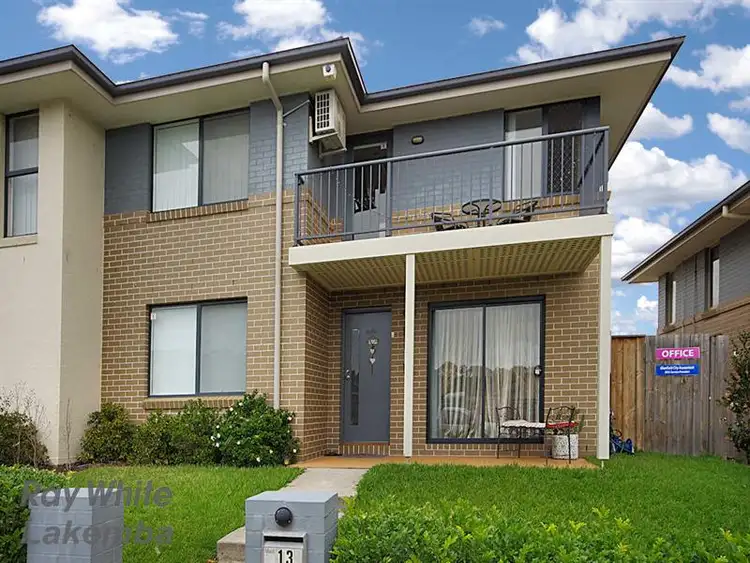 13 Hollyoake Circuit, Glenfield NSW 2167