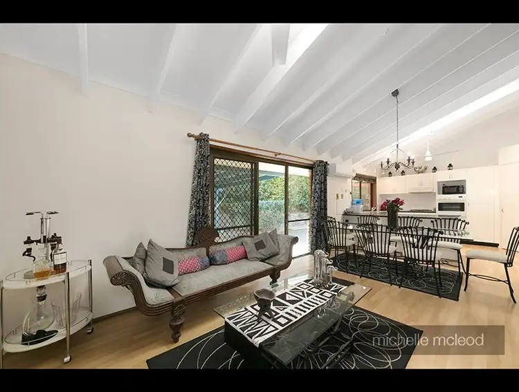 Sixth view of Homely house listing, 5 Bynoe Close, Chapel Hill QLD 4069