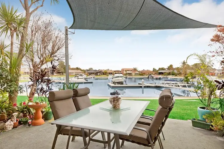 7/24 Schooner Bay Drive, Patterson Lakes VIC 3197