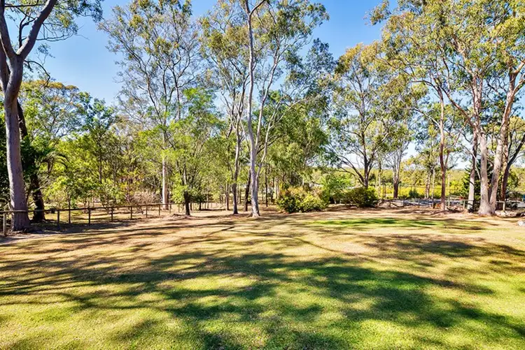 17 Warrego Way, Helensvale QLD 4212