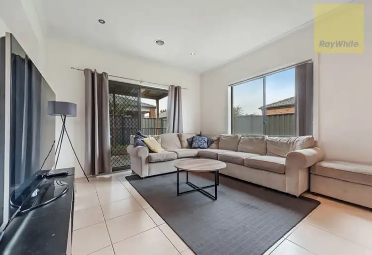 Sixth view of Homely house listing, 5 Bottlebrush Road, Craigieburn VIC 3064