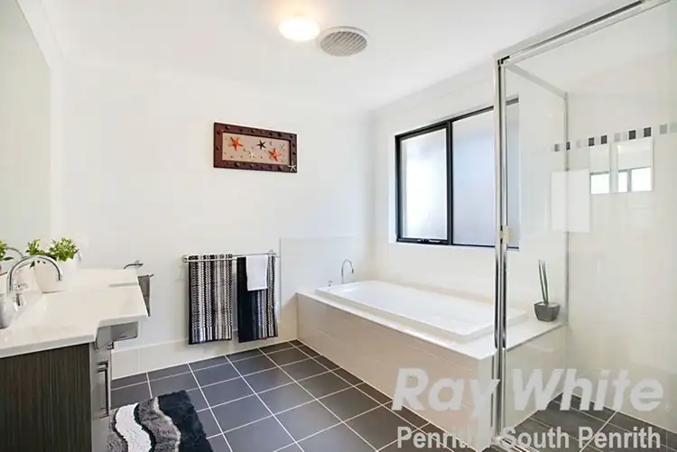 Sixth view of Homely house listing, 2 Iluka Road, Claremont Meadows NSW 2747