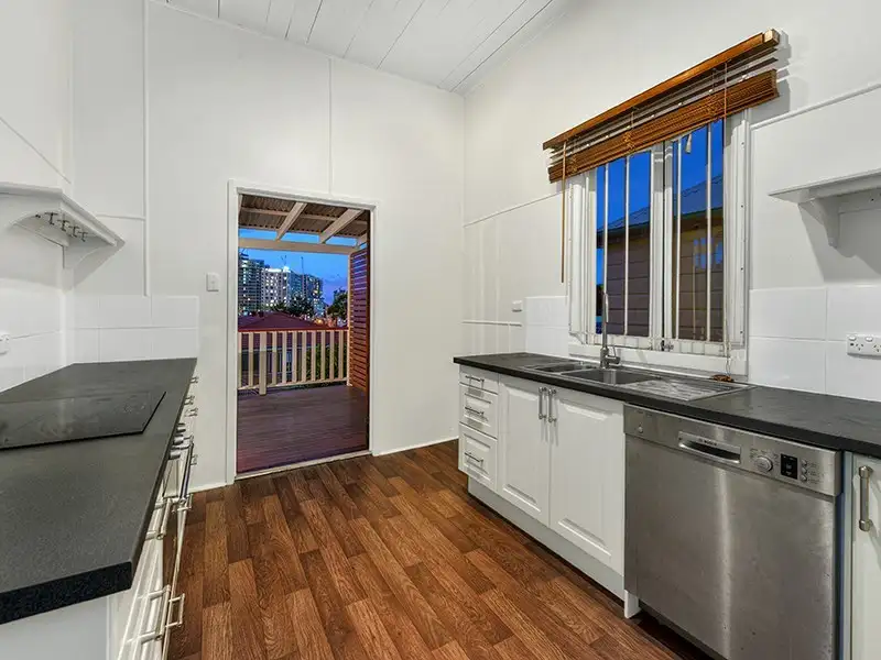 Main view of Homely house listing, 33 Park Street, Spring Hill QLD 4000