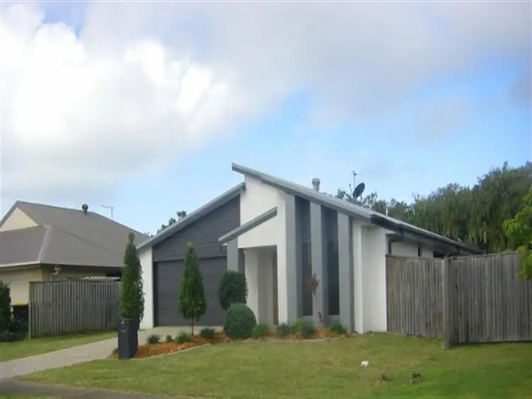 63 Whitehaven Drive, Blacks Beach QLD 4740