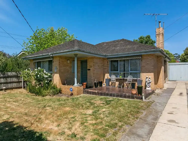 20 Robross Street, Cheltenham VIC 3192