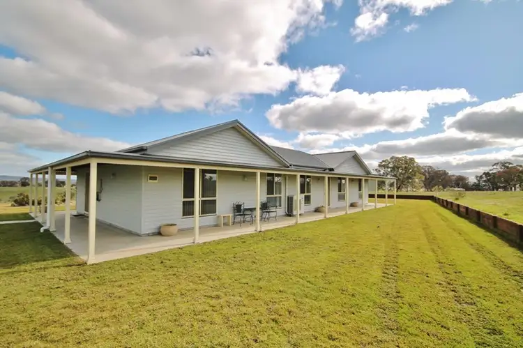 239 Elliotts Road, Crowther via, Young NSW 2594
