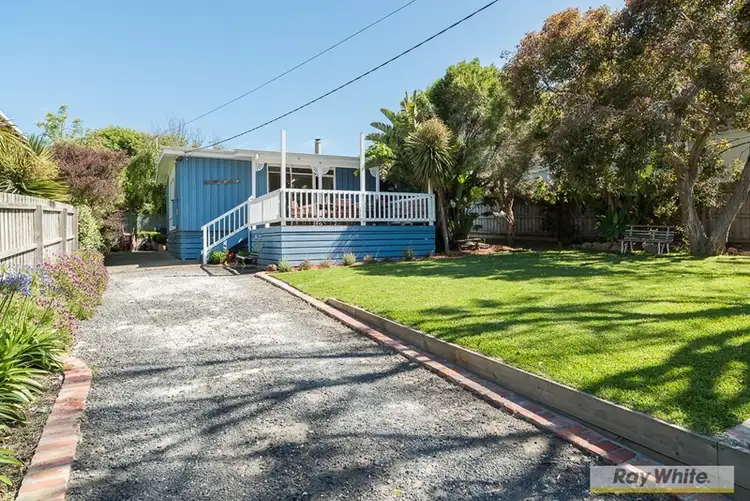25 Cronulla Avenue, Cape Woolamai VIC 3925