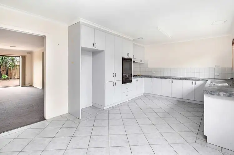Fourth view of Homely house listing, 3 Townsend Court, Alfredton VIC 3350