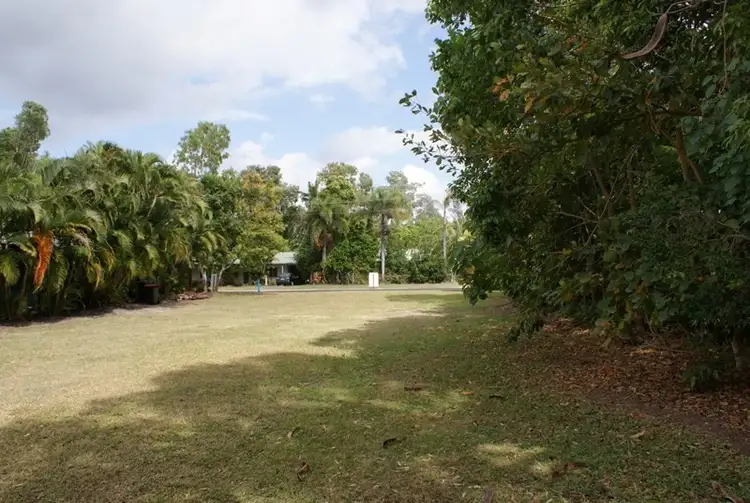 22 Seafarer Street, South Mission QLD 4852