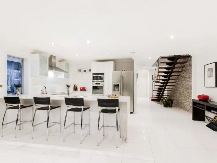 Third view of Homely other listing, 2/110 Slatyer Avenue, Bundall QLD 4217