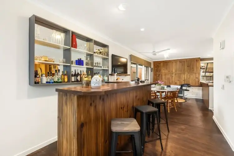 Fourth view of Homely house listing, 2 Cascade Drive, Vermont South VIC 3133