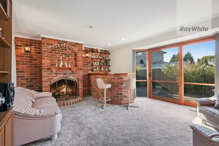 Second view of Homely house listing, 5 Sharman Court, Bundoora VIC 3083