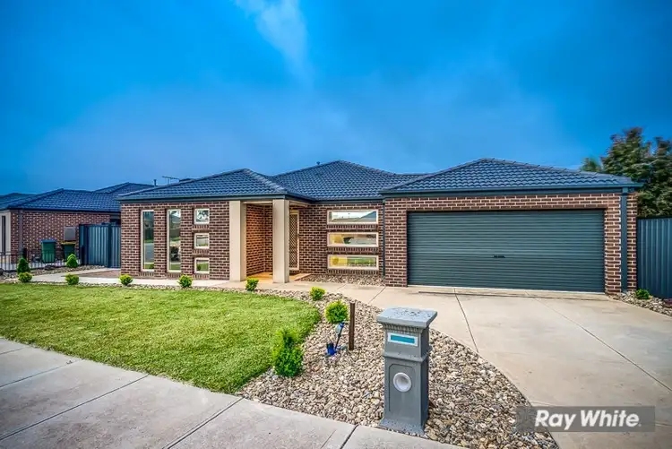 4 Nighthawk Road, Tarneit VIC 3029