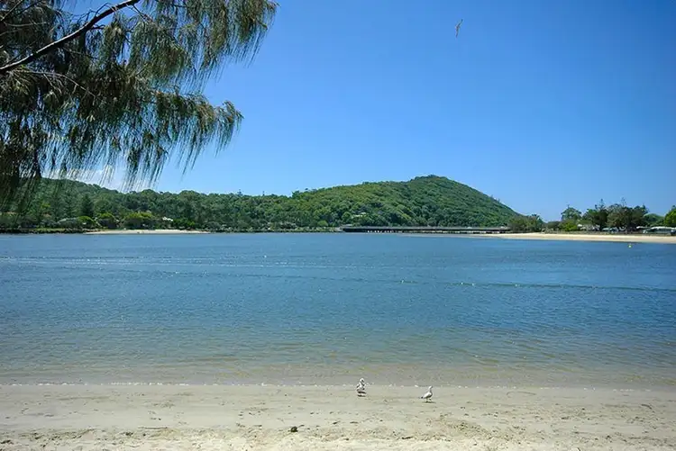 2/58 Tallebudgera Drive, Palm Beach QLD 4221